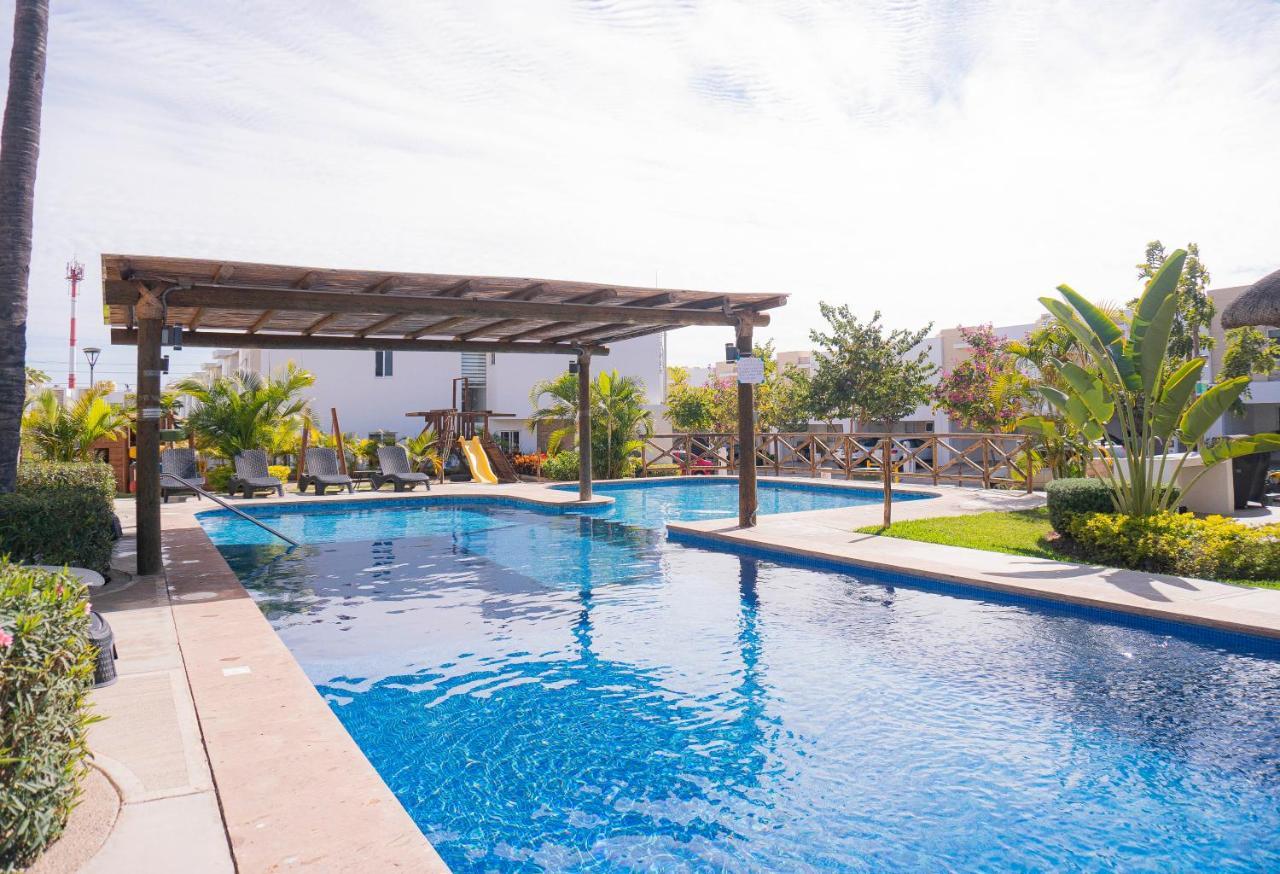 Casa En Privada Frente A La Playa Con Alberca! Villa Mazatlán Esterno foto