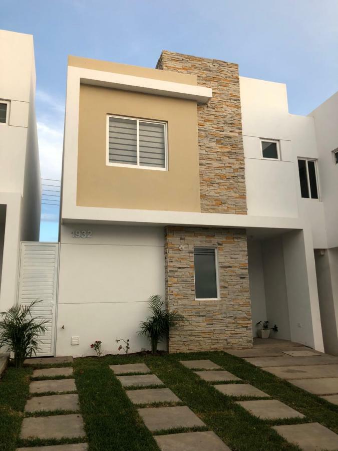 Casa En Privada Frente A La Playa Con Alberca! Villa Mazatlán Esterno foto